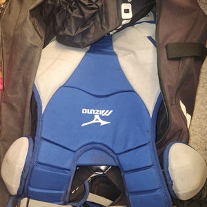 Used Mizuno Samurai Catcher's Set