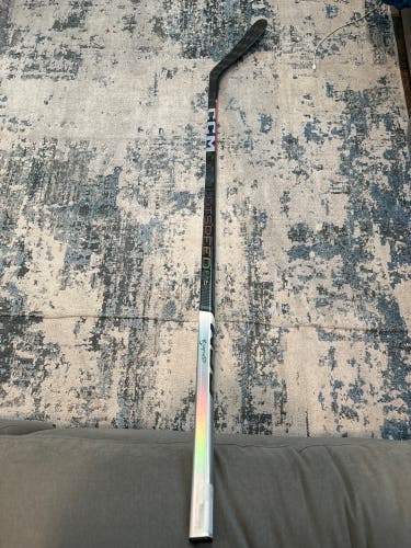 Brand New Intermediate CCM Right Handed P29  Jetspeed FT6 Pro Hockey Stick