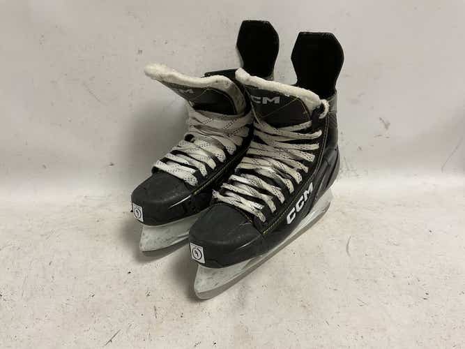 Used Ccm Tacks As550 Senior 9 Ice Hockey Skates