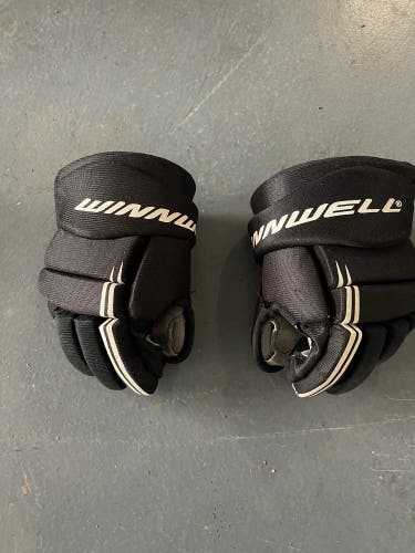 Winnwell Hockey Gloves
