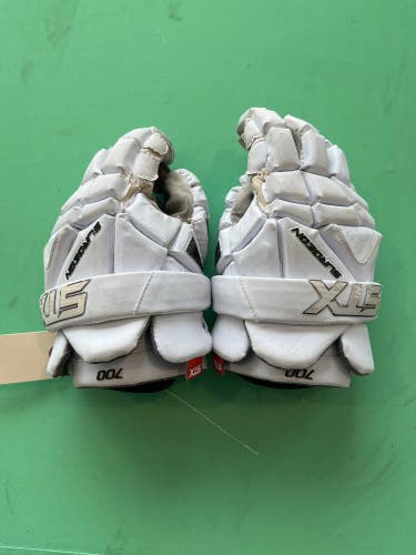 White Used STX Surgeon 700 Lacrosse Gloves Medium