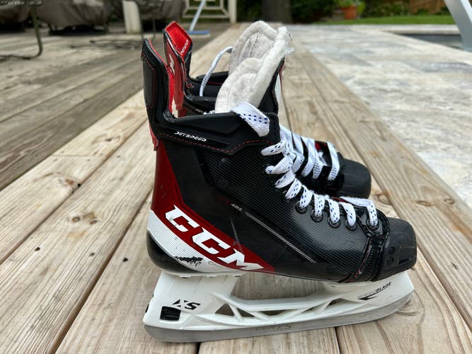 CCM Jetspeed 485 size 6 hockey skates