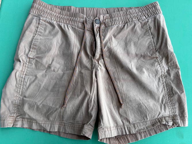 Brown Used Medium Women's Columbia Shorts