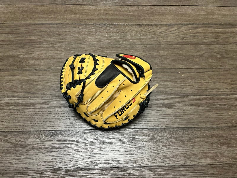 New Force 3 33.5" Catchers Mitt