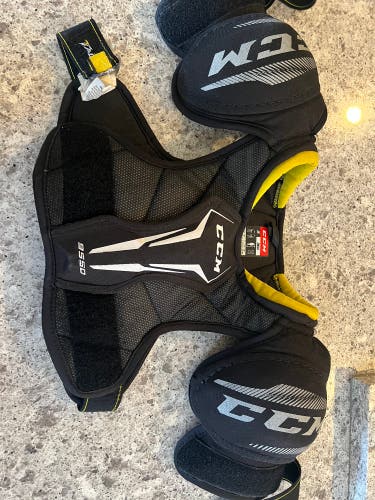 Used Small CCM Tacks Shoulder Pads