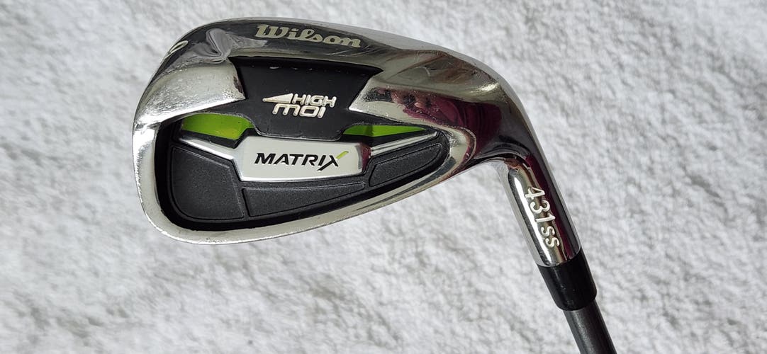 Women's Wilson High MOI Matrix 9 Iron RH; Graphite Shaft