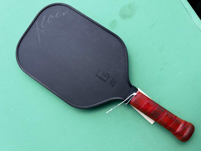 Used E6 Flow Pickleball Paddle