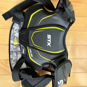 Used Medium Youth STX Stallion 200 Shoulder Pads