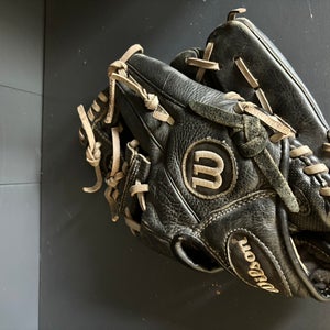 Wilson A500 kids glove