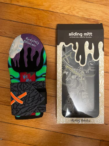 RARE New Aria Absolutely Ridiculous Sliding Mitt - Out of This World Editon