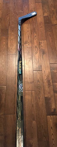 New 77 Flex Right Hand P92 Proto R Hockey Stick