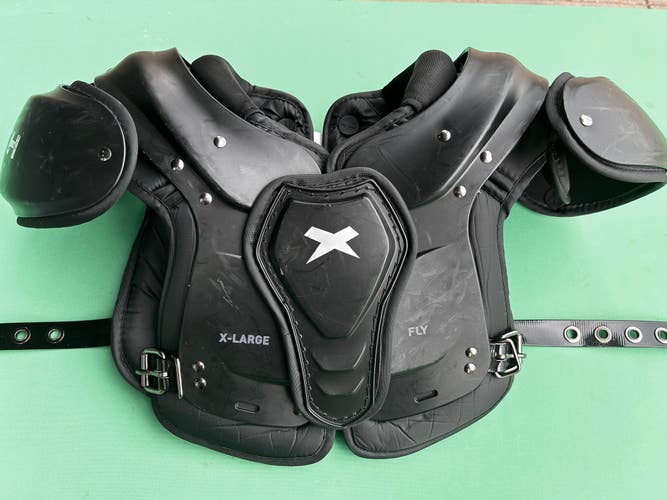 Used Extra Large Youth Xenith Fly Shoulder Pads