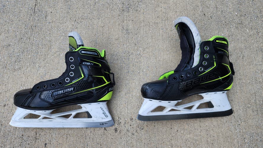 Used Intermediate Bauer GSX Hockey Goalie Skates Regular Width Size 5