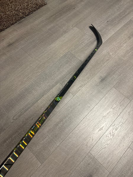New Senior Bauer Right Handed P92 Ag5nt Hockey Stick