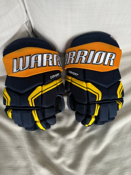 Warrior Covert QRE 3 hockey gloves - senior 14" - lightly used, excellent condition