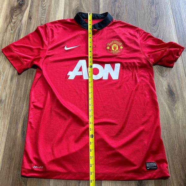 Nike Manchester United 2013-2014 Home Kit Soccer Football