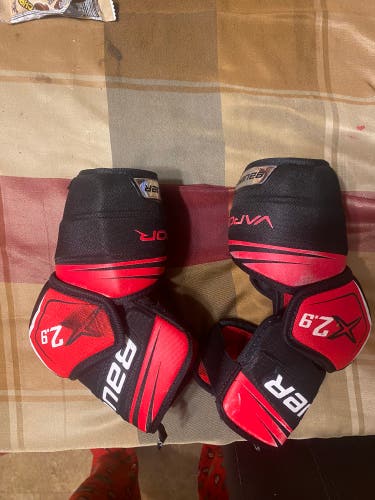Used Senior Bauer  Vapor X2.9 Elbow Pads