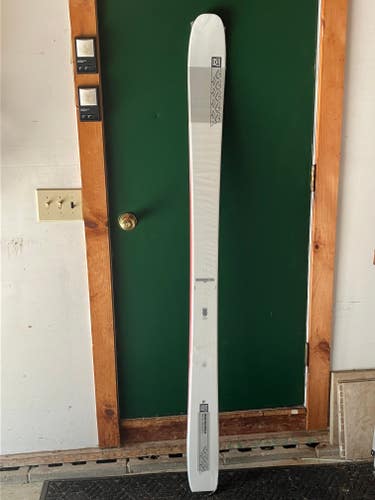 New K2 183 cm Mindbender 106C LTD Skis