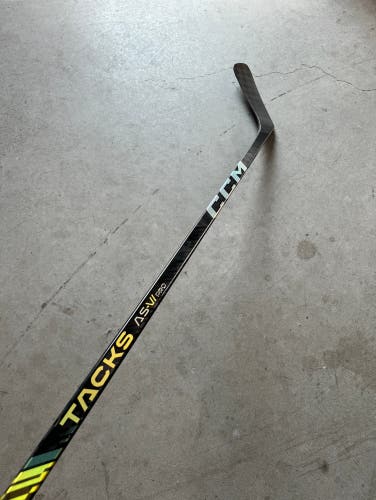 NHL New Senior CCM Left Hand 85 Flex P02 Pro Stock Tacks AS-VI PRO Hockey Stick