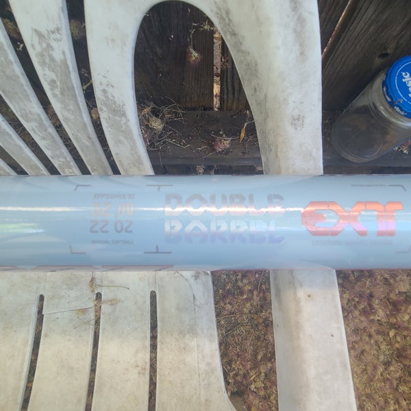 2025 Easton Ghost Bat (-10) 22 oz 32"