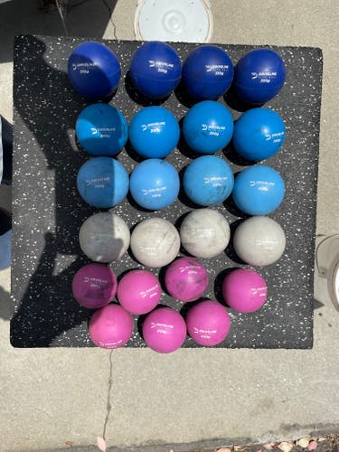 (16)Driveline Hitting Plyocare balls /(6) mini plyocare balls