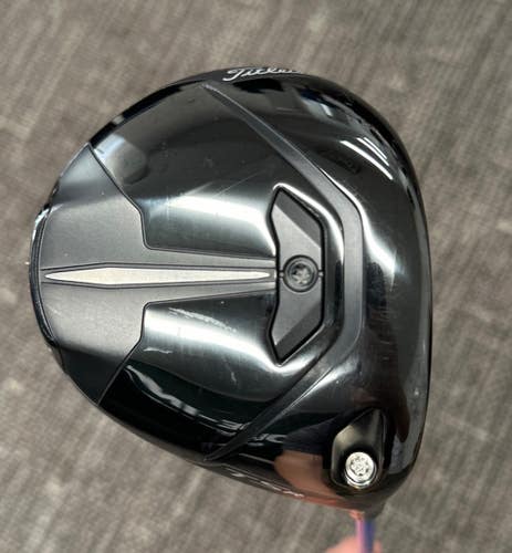 Used Men's Titleist TSR4 Driver Right Handed 9 Loft