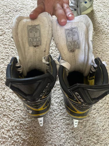 Used Senior CCM Regular Width   7 Super Tacks Hockey Skates