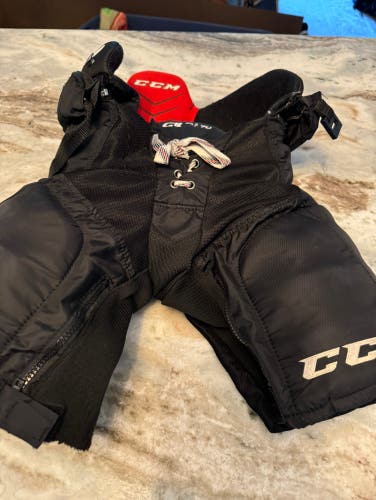 Used Small CCM  QLT 270 Hockey Pants