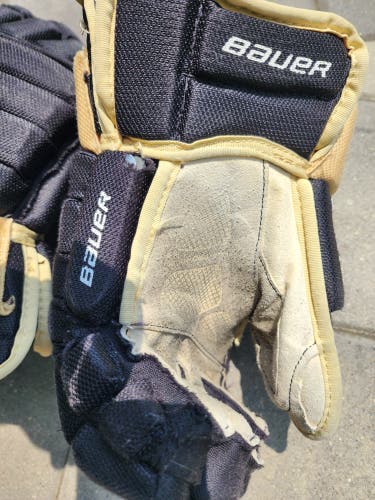 Bauer Nexus 4Roll Gloves Black and Gold