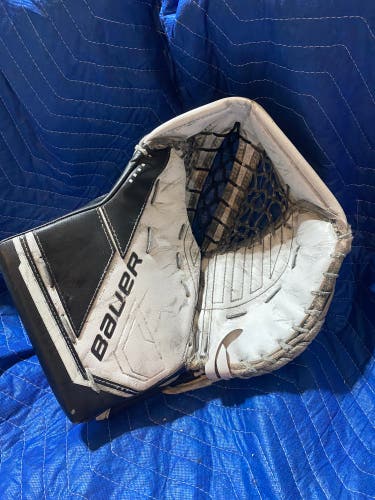 M5 Pro Goalie Glove