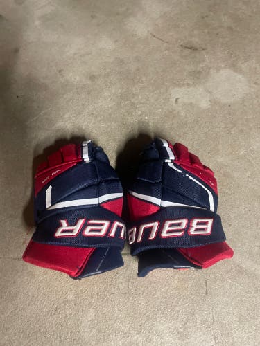 3x Bauer gloves