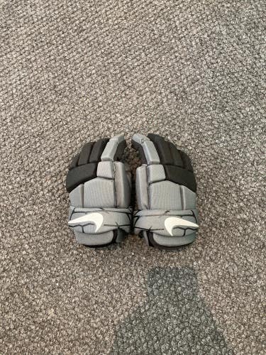 Gray Used Nike Vapor LT Lacrosse Youth Gloves Extra Small