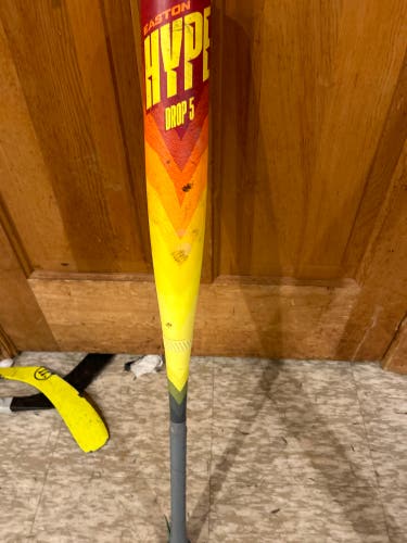 Easton Hype fire baseball bat