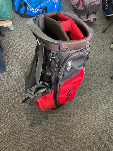 Used Ping 4 Series Standing Golf Bag