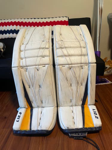 True L12.2 full goalie set