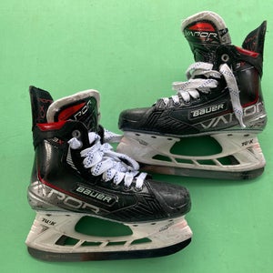 Bauer Vapor 3X Hockey Skates | INT 4.5 | FIT 2