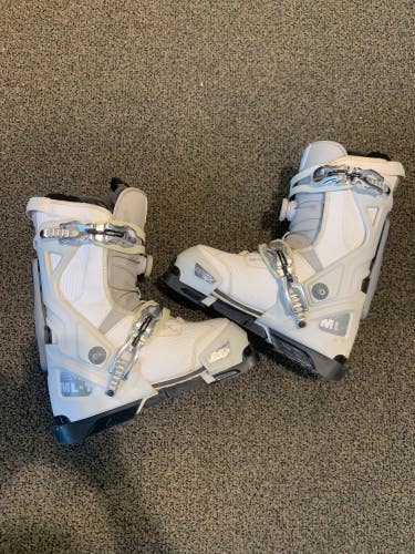 Used Apex ML-1 Ski/Snowboard Boots