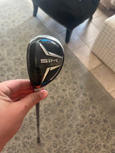 Left Handed TaylorMade Sim Max 4 hybrid