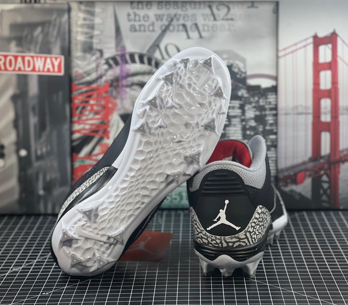 Air Jordan 3 Retro TD Mid Black Fire cement Red Football Cleats Mens Size 11 NEW