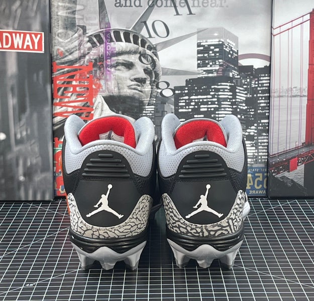 Air Jordan 3 Retro TD Mid Black Fire cement Red Football Cleats Mens Size 11 NEW