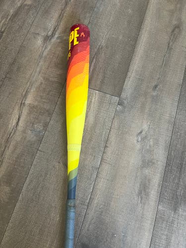 Excellent condition 2024 Easton Hype Fire USSSA Certified Bat Composite 32"