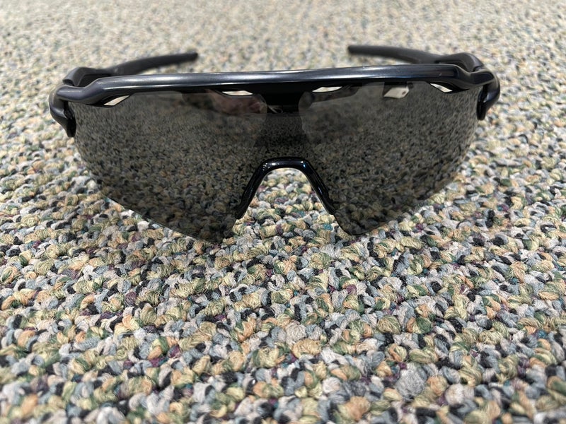 Used Oakley RADAR EV Sunglasses