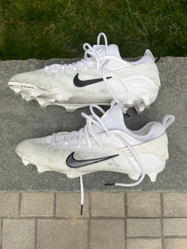 White Used Men's Nike Huarache 9 Cleats