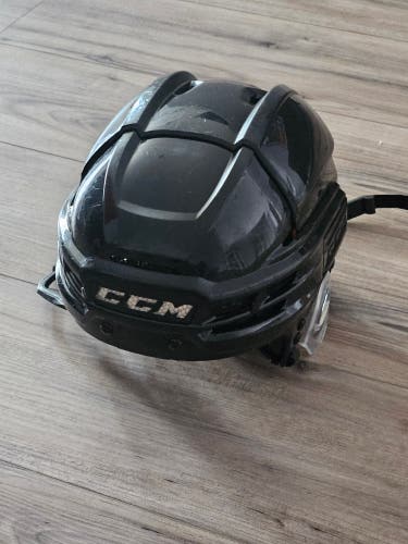Used Medium CCM Super Tacks X Helmet