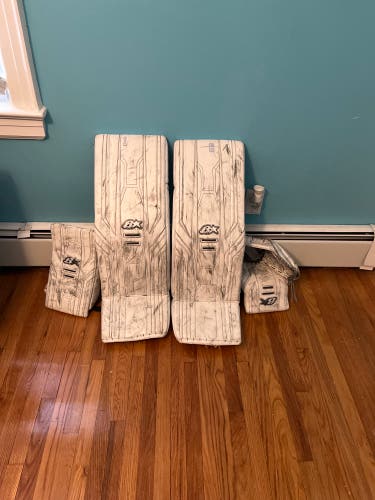 Used  Brian's Regular Pro Stock Optik 3 Goalie Full Set