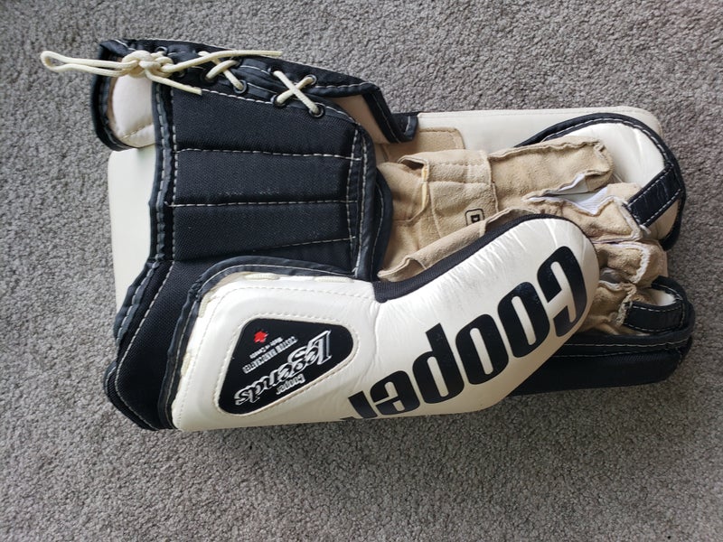*Like New* Early 90s Cooper Goalie Set, 32"