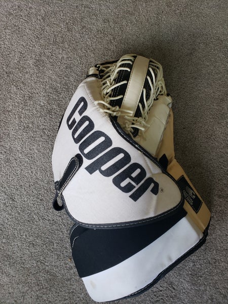 *Like New* Early 90s Cooper Goalie Set, 32"
