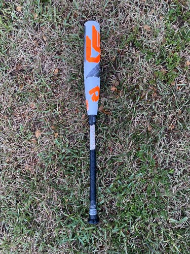 Used DeMarini (-5) 27 oz 32" CF Bat