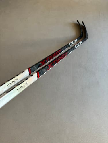 *2 Pack* of New Senior CCM Right Hand Jetspeed FT6 Pro Hockey Sticks 80 Flex P90TM