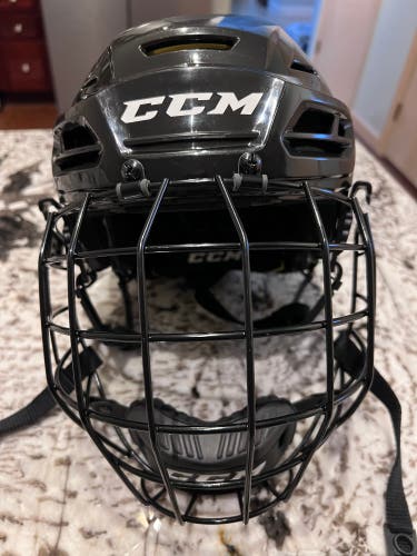 CCM Tacks 310 Hockey Helmet Combo - Senior